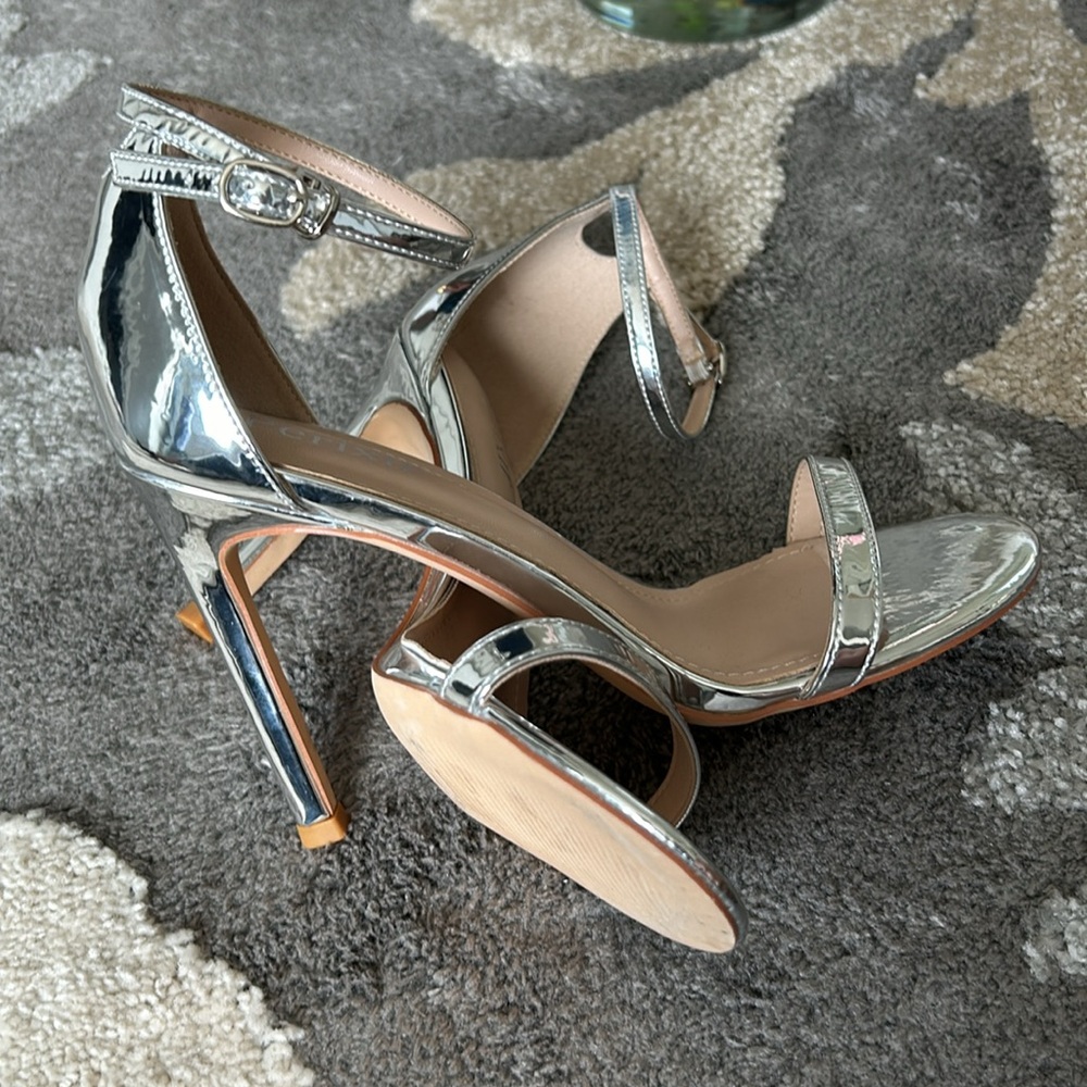 Metallic Strap Heel Sandal 🩶 - Picture 8 of 9